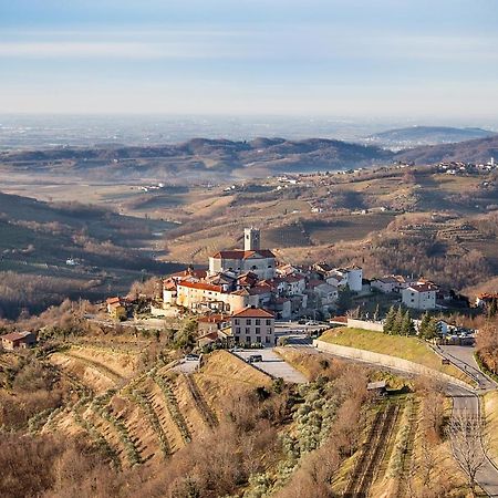 Aldila Art Rooms, Apartment And Vacation House Шмартно Экстерьер фото