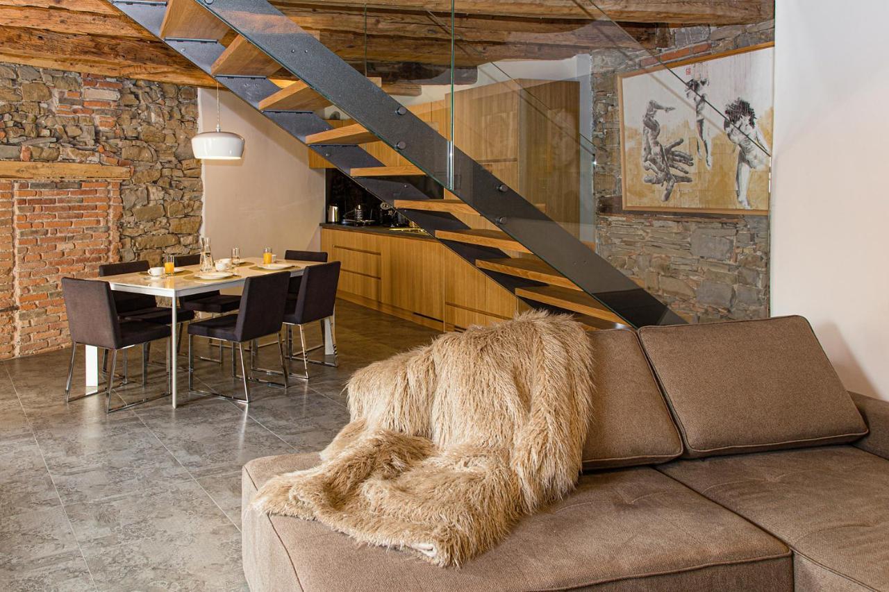 Aldila Art Rooms, Apartment And Vacation House Шмартно Экстерьер фото