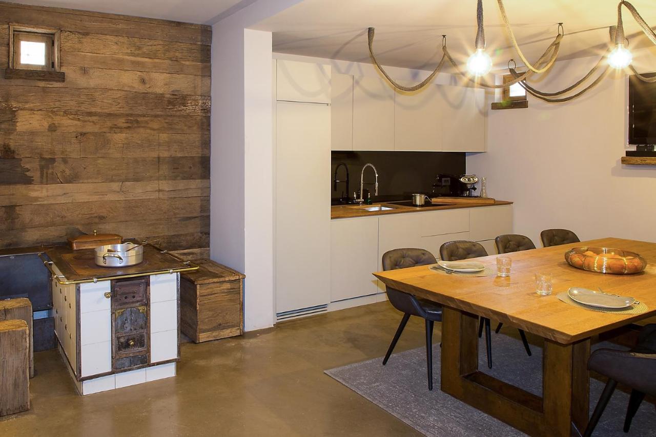 Aldila Art Rooms, Apartment And Vacation House Шмартно Экстерьер фото